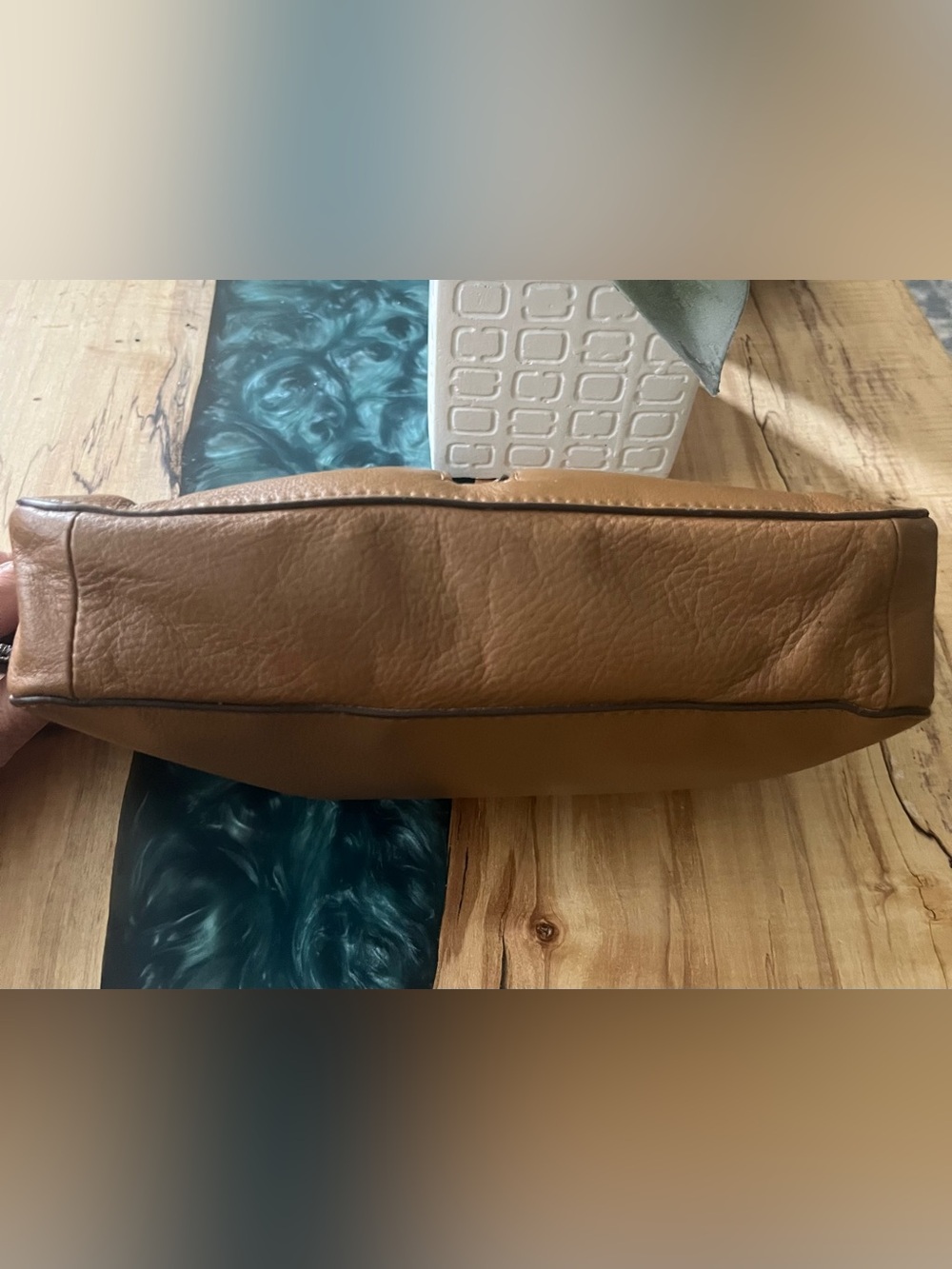 Fossil Riley Caramel Brown Leather Crossbody with Front Buckle Pockets - Picture 11 of 16